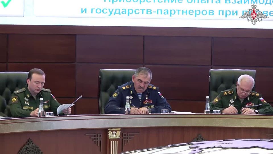 На заседании Коллегии Министерства обороны Российской Федерации рассмотрены ключевые направления развития системы финансового планирования, медицинского и социального обеспечения военнослужащих, а также модернизации военного...
