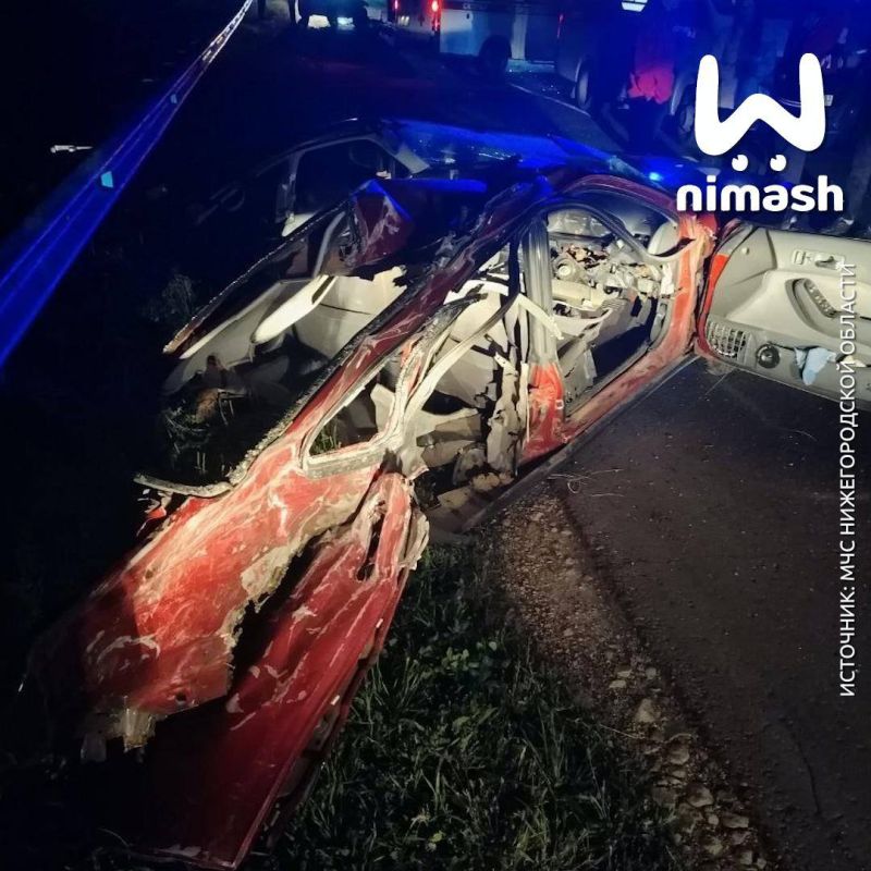 Три человека погибли в аварии в Дальнеконстантиновском районе
