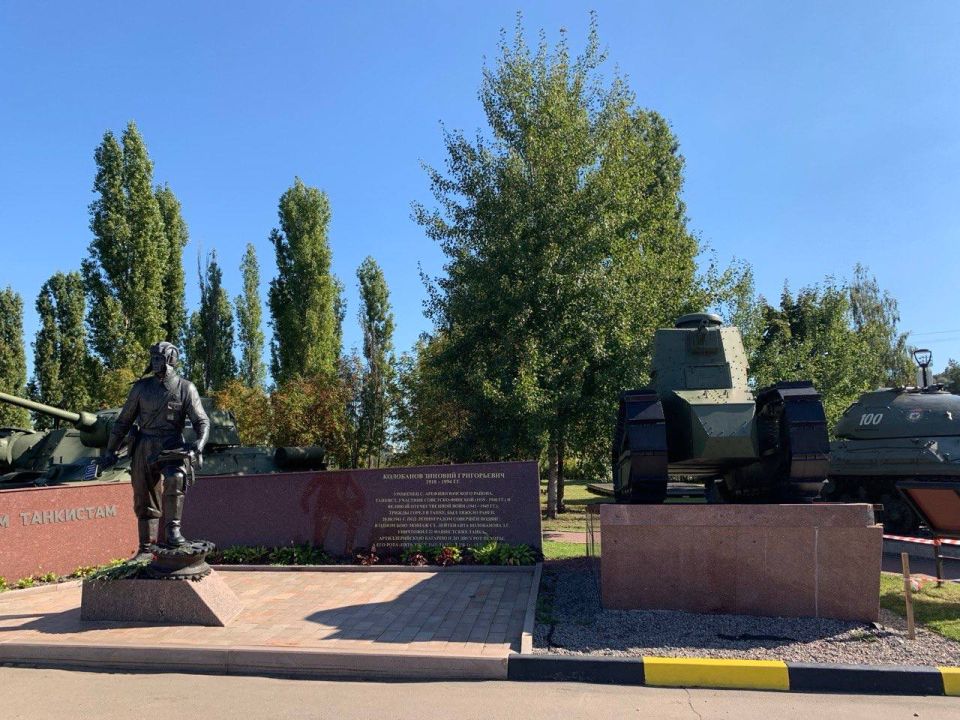 Сегодня в России отмечают День танкиста