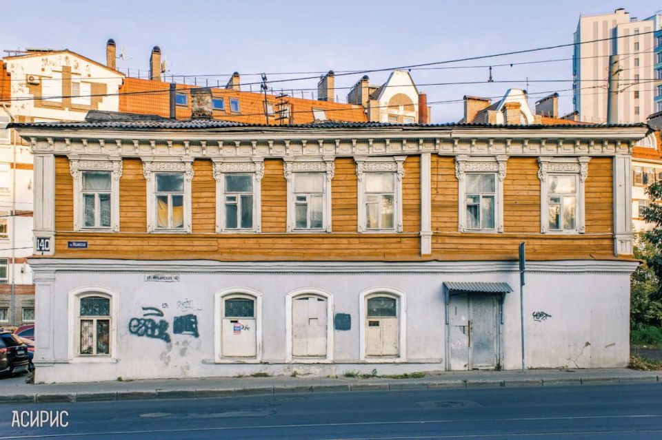 Сгоревшую ночью лавку купца Гузеева власти Нижнего выставляли на продажу ещё в октябре прошлого года