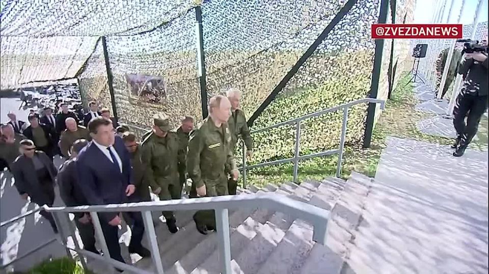 Путин прилетел в Нижегородскую область, где на полигоне Мулино проходит основной этап учений &quot;Запад-2025&quot;