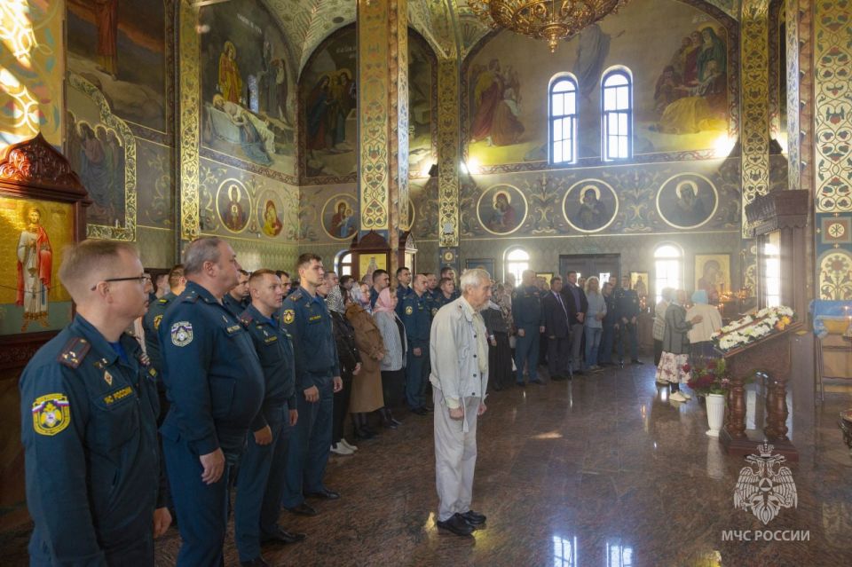 Сотрудники чрезвычайного ведомства отметили День празднования иконы «Неопалимая купина»