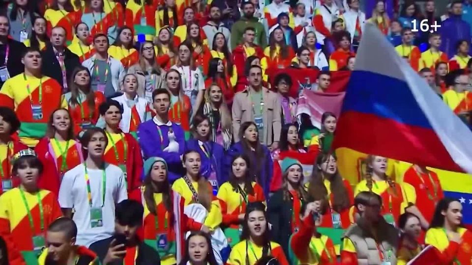 Гости из 120 стран мира прибывают в Нижний Новгород на Слёт Всемирного фестиваля молодёжи