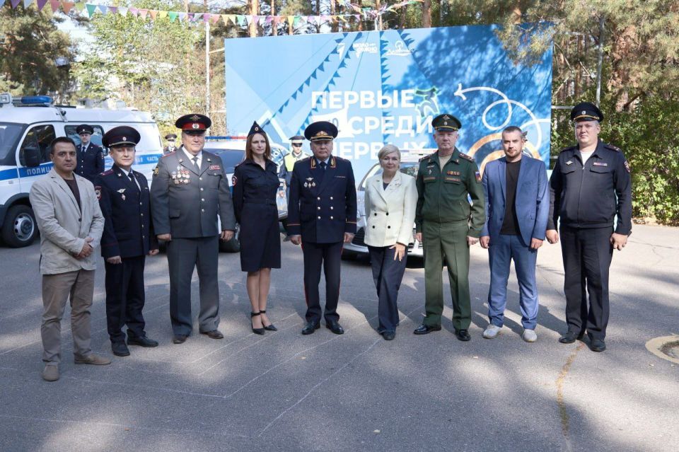 В Нижегородской области полицейские провели профориентационное мероприятие в детском центре