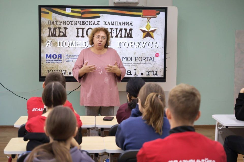 В Нижегородской области полицейские провели профориентационное мероприятие в детском центре