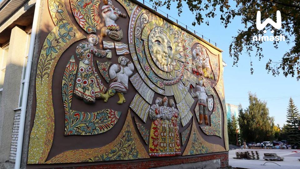 Уникальное панно, созданное почти 50 лет назад, отреставрировали в Володарске