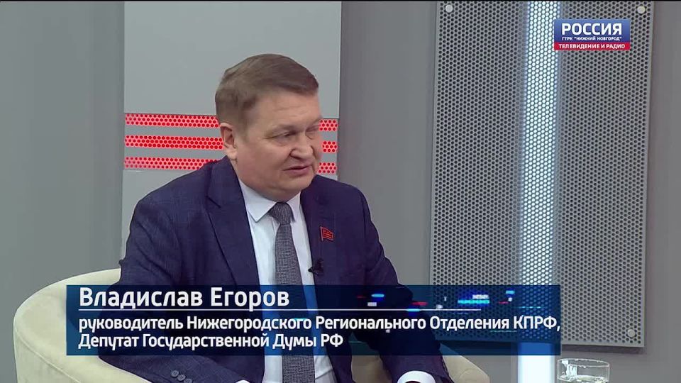Согласно данным Росстата, уровень бедности в России во II квартале 2025 года снизился до 7,4%, а реальные доходы населения выросли