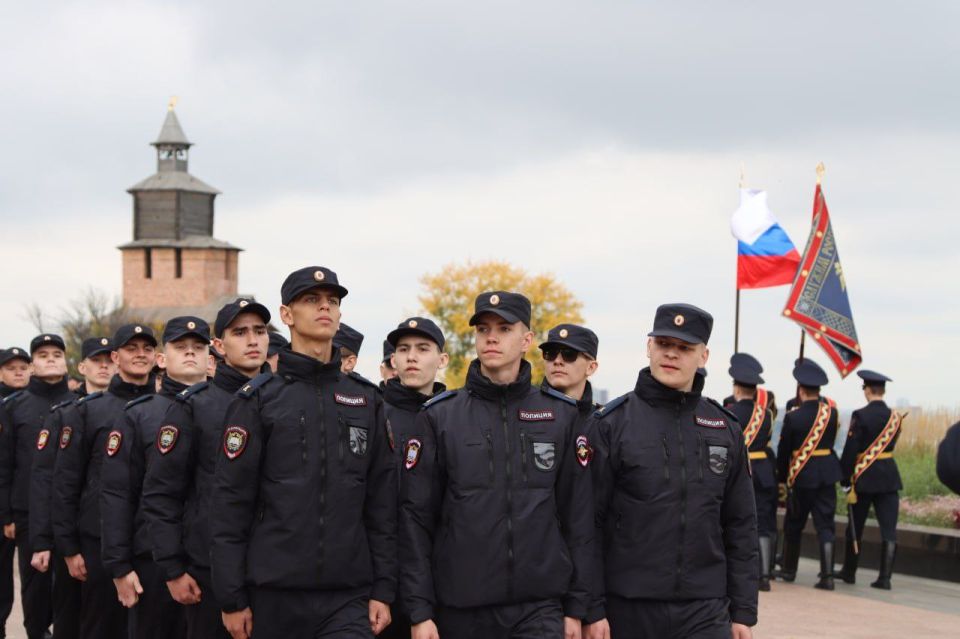 Руководители областного главка полиции приняли участие в церемонии приведения к Присяге курсантов Нижегородской академии МВД России