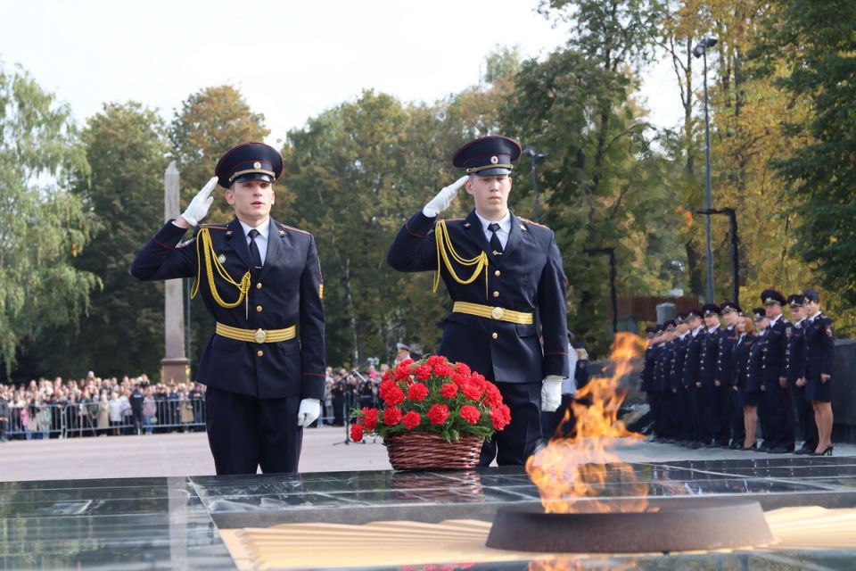 В Нижегородском кремле состоялась церемония приведения к Присяге курсантов Нижегородской академии МВД России