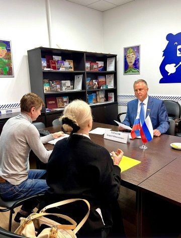А у нас уже подоспел самый яркий обзор событий депутатских дел