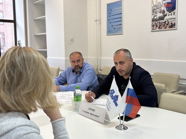 А у нас уже подоспел самый яркий обзор событий депутатских дел