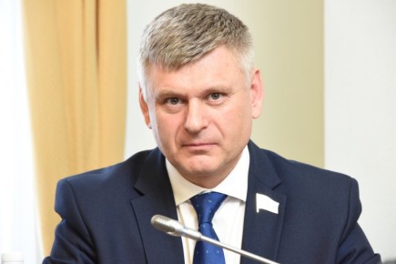 14 ноября с 11:00 до 13:00 председатель комитета Законодательного Собрания по жилищно-коммунальному хозяйству и топливно-энергетическому комплексу Владимир Беспалов проведет личный прием граждан