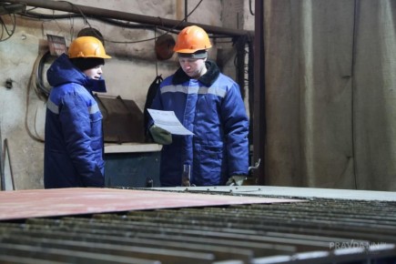 Швеи, работники заводов и водители вытеснили программистов из топа востребованных профессий в Нижегородской области