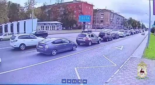 Момент массовой аварии на проспекте Ленина попал на видео