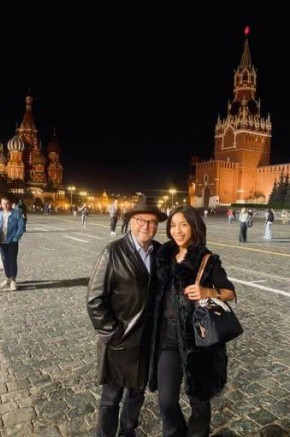 Британский политик Джордж Гэллоуэй рассказал, что на допросе в аэропорту Лондона у его жены выясняли, почему она восхищается Сергеем Лавровым