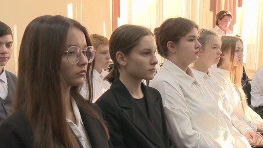 Нижегородские школьники встретились с участником СВО Равилем Равиловым