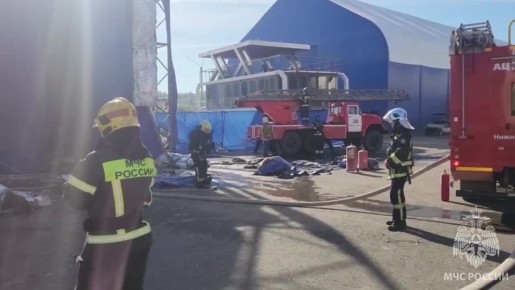 Видео с места тушения пожара в Автозаводском районе Нижнего Новгорода