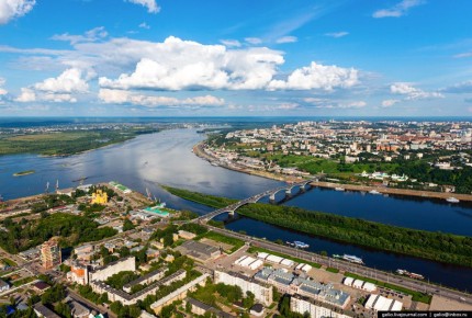 Вышло еще одно примечательное интервью по случаю Дня воссоединения Донбасса и Новороссии с Россией - с нашим земляком, хорошо известным нижегородцам Андреем Чертковым, который в Нижегородской области успешно поработал и на...
