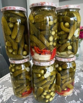 Острые огурчики на зиму: как заготовить пикантные закуски, которые удивят гостей
