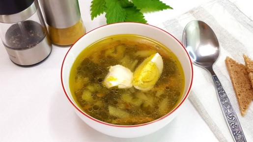 Летний суп из крапивы и щавеля: вкусное решение для любого времени года
